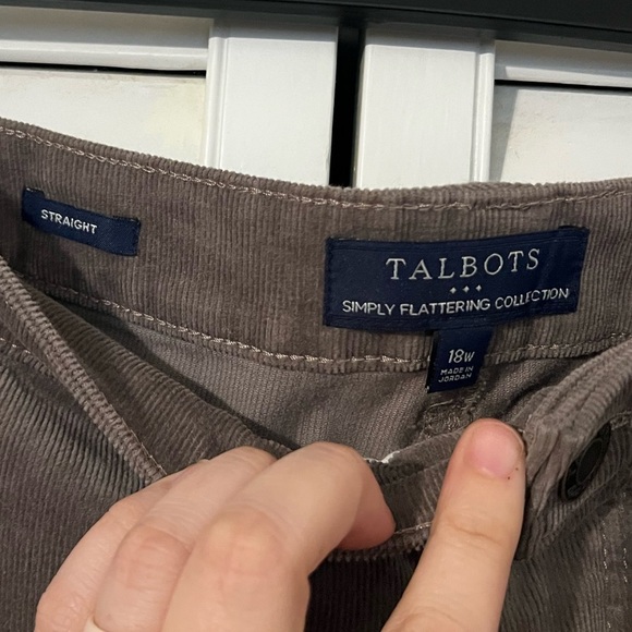 NWT Talbots Simply Flattering Corduroy Stretch Slimming Straight Leg Pants - Picture 4 of 9